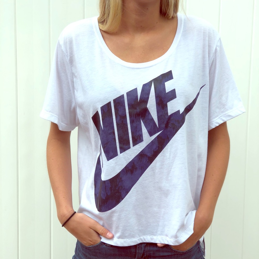 Nike t-shirt